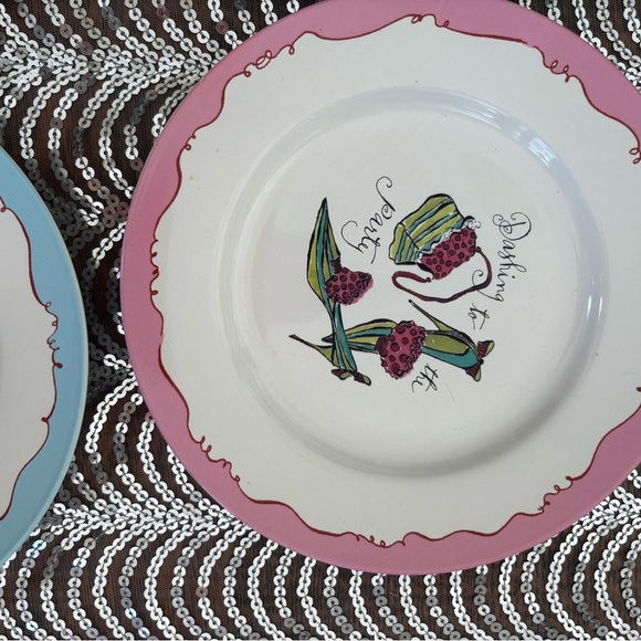 Rosanna holiday shoe Christmas themed salad/desert plates set of 4 - Picture 2 of 9